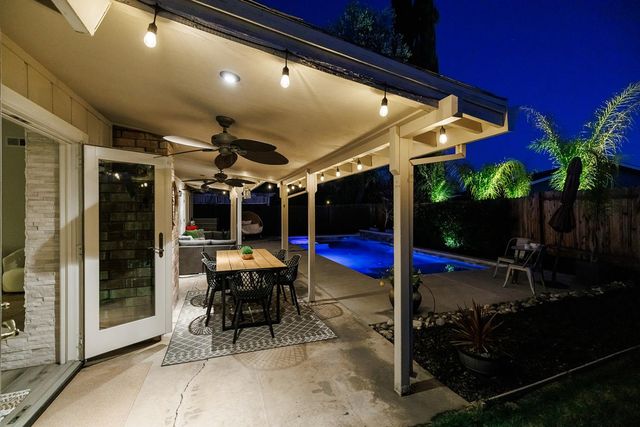 4445 Willowglen Way, Rocklin, CA 95677