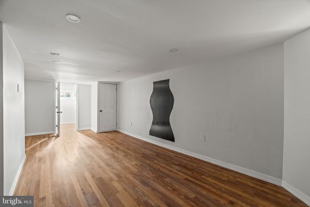 4935 N 8TH ST, Philadelphia, PA 19120