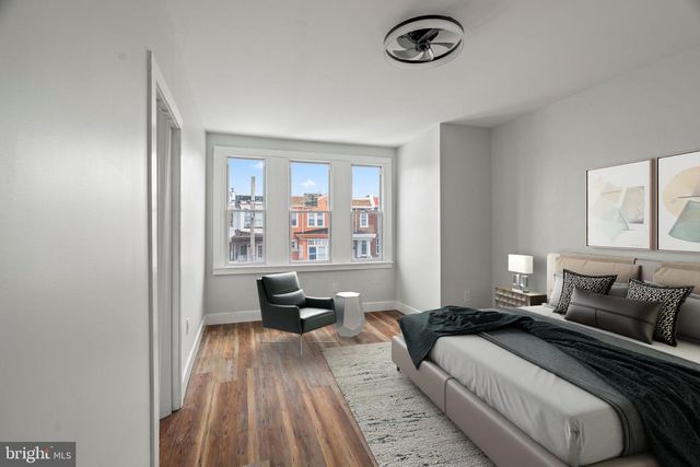 4935 N 8TH ST, Philadelphia, PA 19120