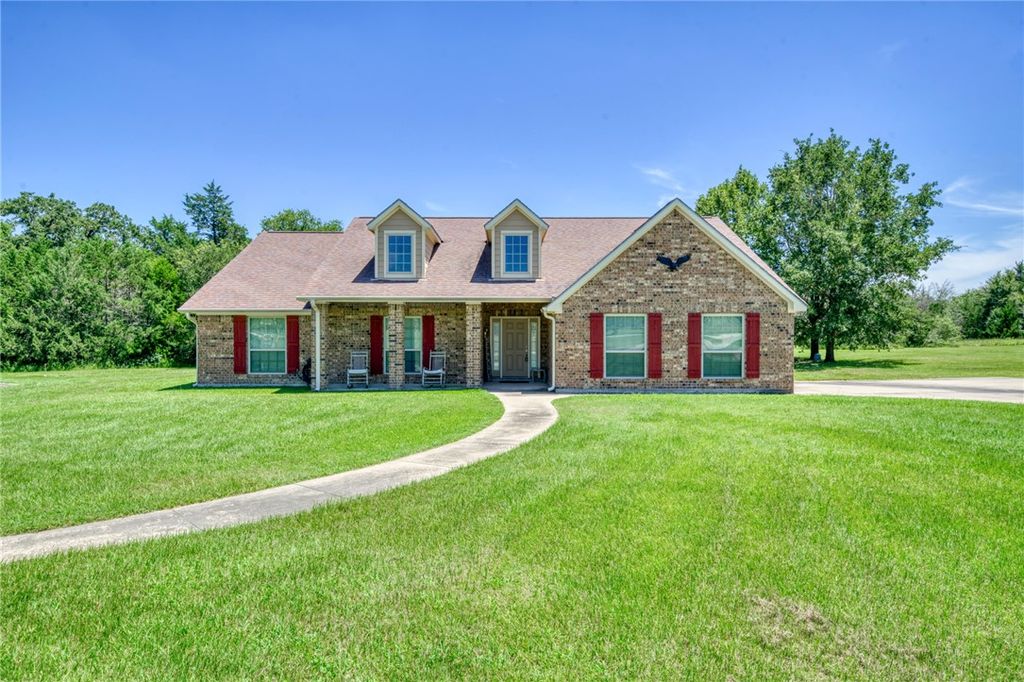 9945 Oxford Cemetery Road, Madisonville, TX 77864 — photo 5