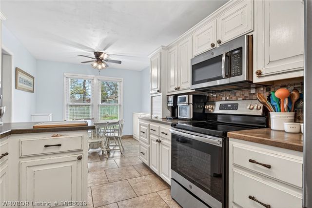 1606 Broken Hill Drive, Van Buren, AR 72956