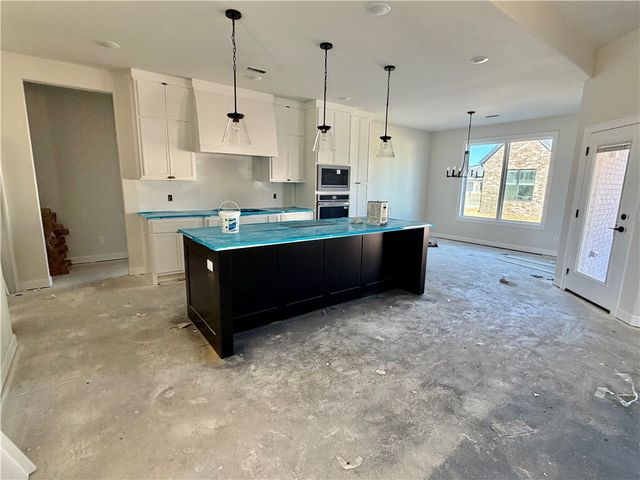 1500 Crystal Clear Lane, Cave Springs, AR 72718