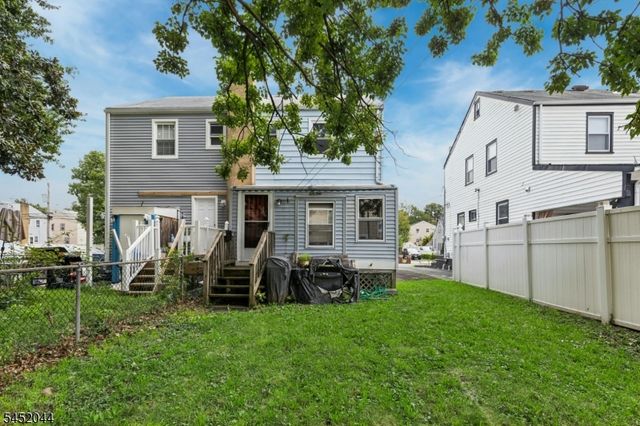 721 Union St, Linden City, NJ 07036