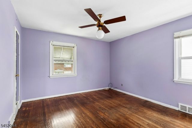 721 Union St, Linden City, NJ 07036