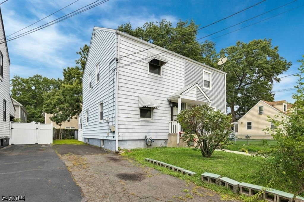 721 Union St, Linden City, NJ 07036 — photo 2
