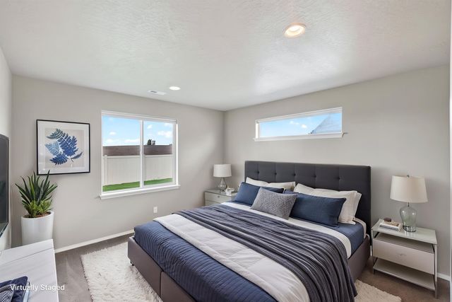 3290 Harvest Bluff Dr, Cheney, WA 99004