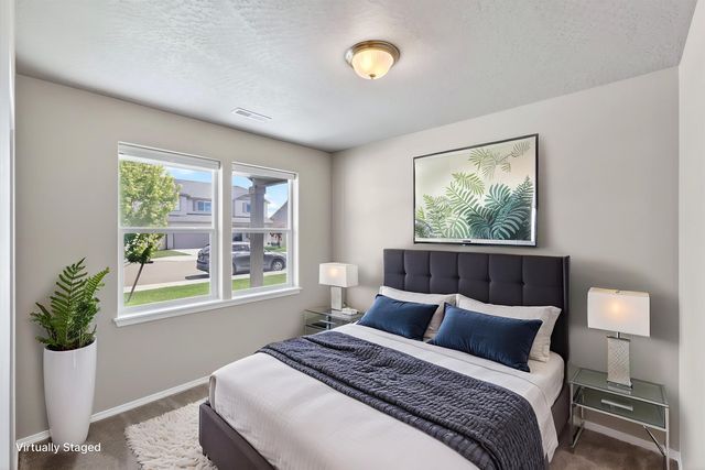 3290 Harvest Bluff Dr, Cheney, WA 99004