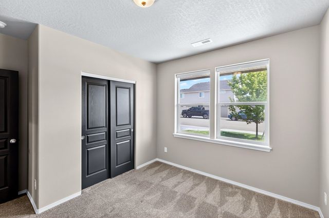 3290 Harvest Bluff Dr, Cheney, WA 99004