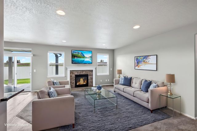 3290 Harvest Bluff Dr, Cheney, WA 99004