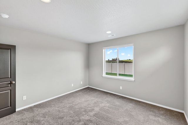 3290 Harvest Bluff Dr, Cheney, WA 99004