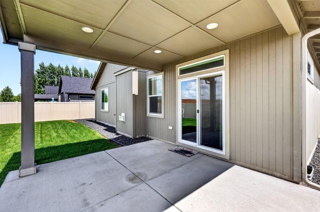 3290 Harvest Bluff Dr, Cheney, WA 99004