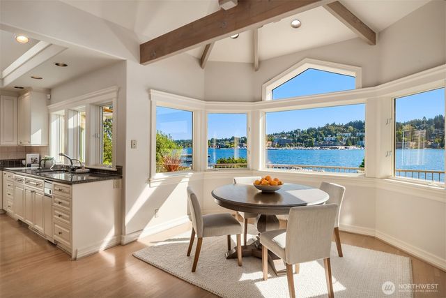 4640 95th Avenue NE, Yarrow Point, WA 98004