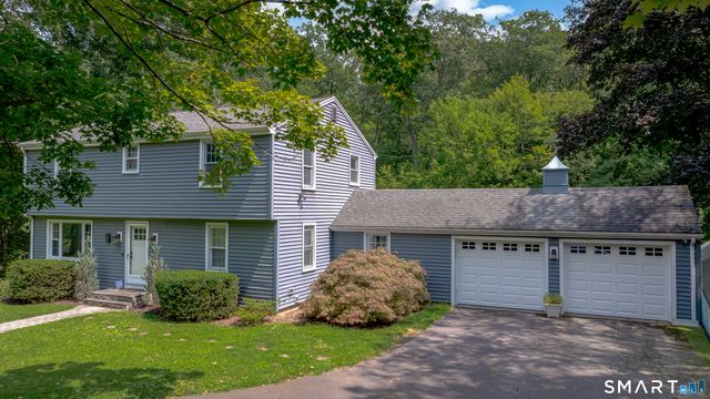85 Oakcliff Road, Middletown, CT 06457