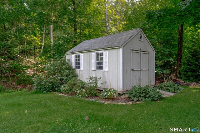 85 Oakcliff Road, Middletown, CT 06457