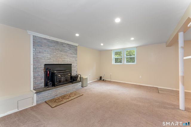 85 Oakcliff Road, Middletown, CT 06457
