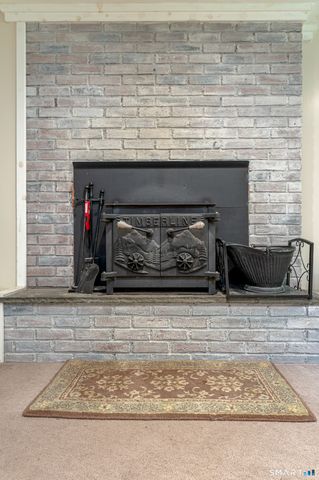 85 Oakcliff Road, Middletown, CT 06457