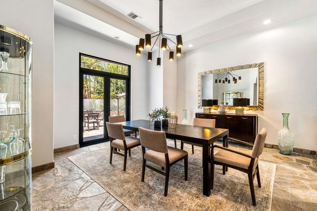 28 Clancy Lane S, Rancho Mirage, CA 92270