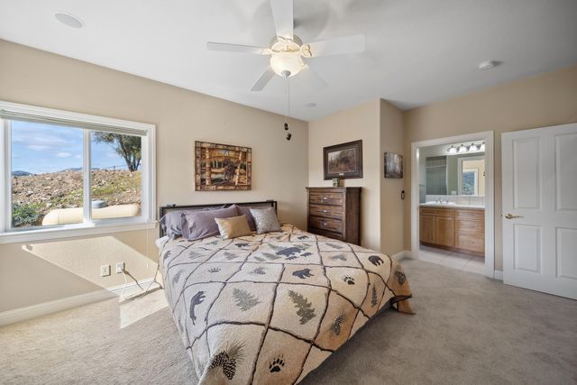 16281 Valparaiso Way, Redding, CA 96001