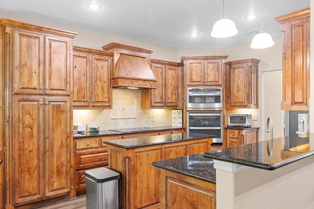361 Rs County Road 3390, Emory, TX 75440