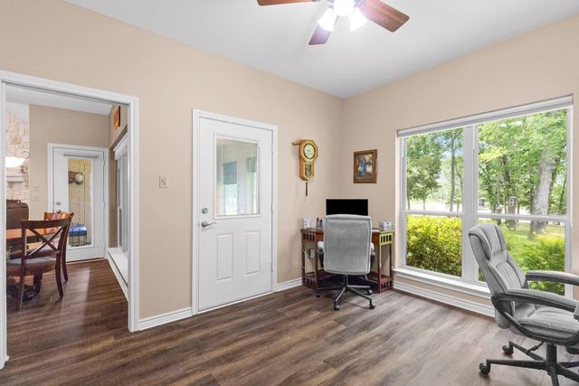 361 Rs County Road 3390, Emory, TX 75440