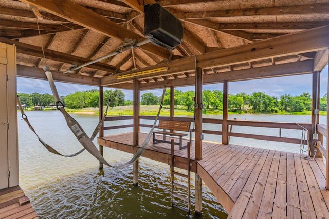 361 Rs County Road 3390, Emory, TX 75440