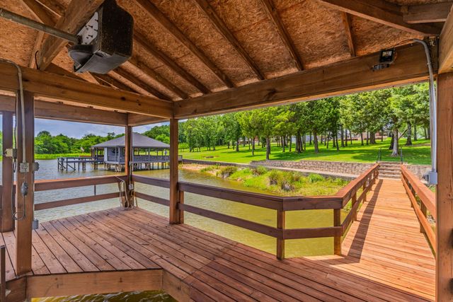361 Rs County Road 3390, Emory, TX 75440