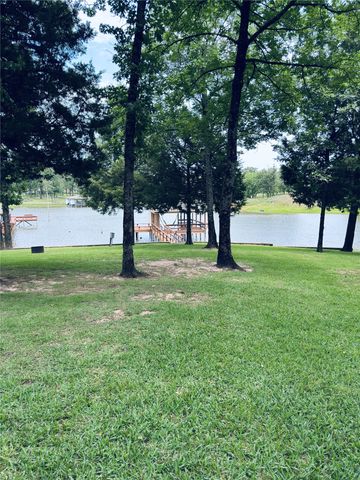 361 Rs County Road 3390, Emory, TX 75440