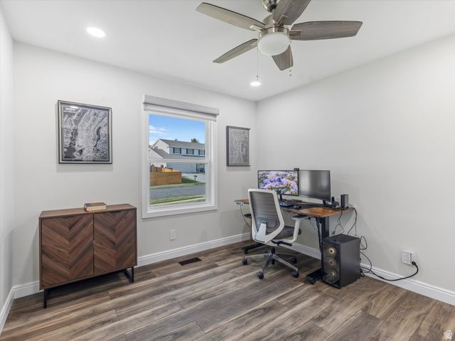 1230 E CRESTRIDGE RD, Sandy, UT 84094