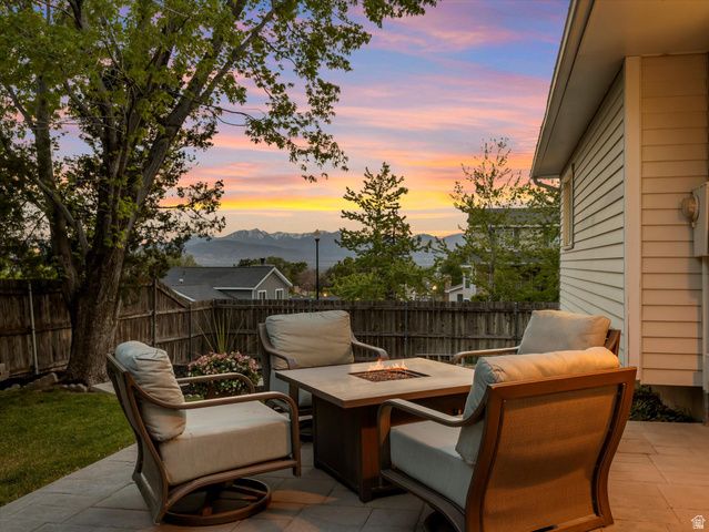 1230 E CRESTRIDGE RD, Sandy, UT 84094