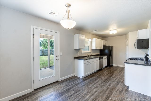 1105 W 22nd Street, Claremore, OK 74017