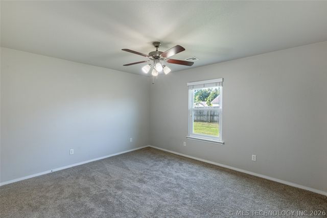 1105 W 22nd Street, Claremore, OK 74017