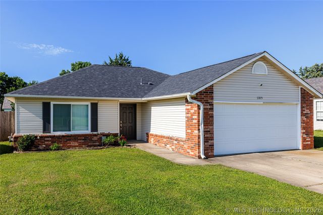 1105 W 22nd Street, Claremore, OK 74017
