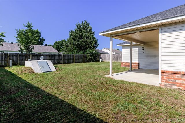 1105 W 22nd Street, Claremore, OK 74017