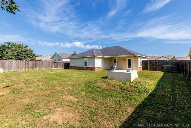 1105 W 22nd Street, Claremore, OK 74017