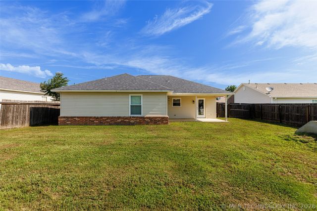 1105 W 22nd Street, Claremore, OK 74017