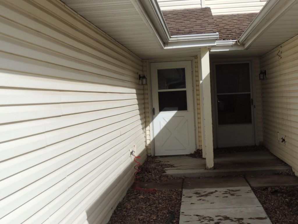 2932 67th Lane N, Brooklyn Center, MN 55430 — photo 2