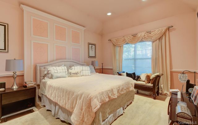 130 Cinnamon Court, Melville, NY 11747