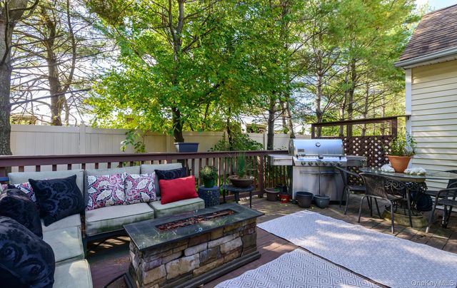 130 Cinnamon Court, Melville, NY 11747