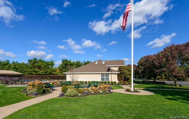 130 Cinnamon Court, Melville, NY 11747