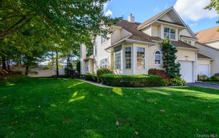 130 Cinnamon Court, Melville, NY 11747