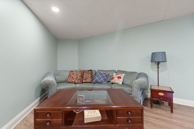 1917 Mallard Drive, London, KY 40741