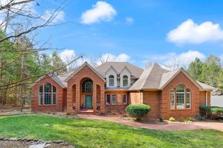1917 Mallard Drive, London, KY 40741