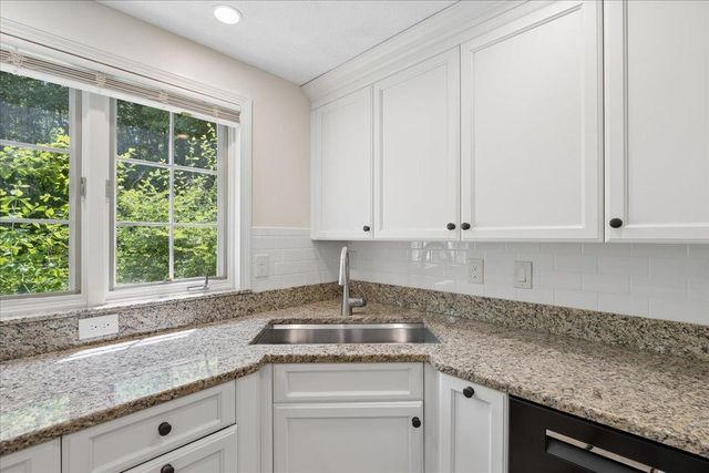 28 Brick Mill Road, Bedford, NH 03110