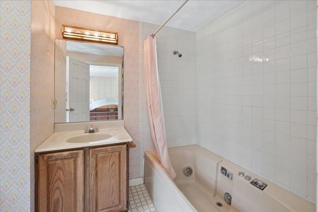 28 Brick Mill Road, Bedford, NH 03110