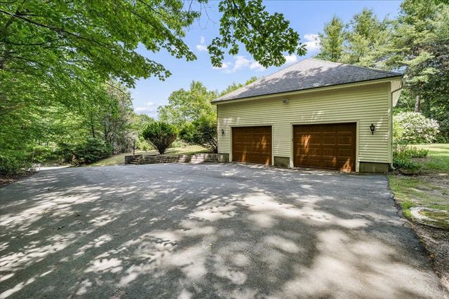 28 Brick Mill Road, Bedford, NH 03110