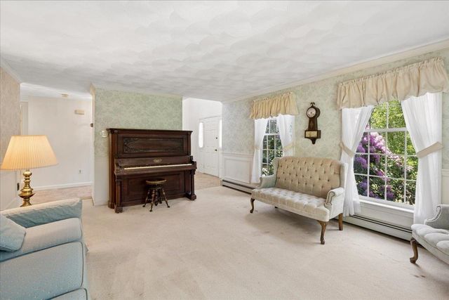 28 Brick Mill Road, Bedford, NH 03110