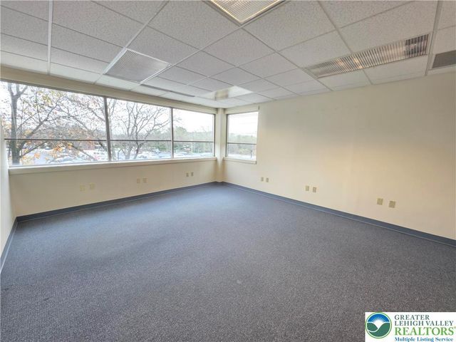 95 Highland Avenue 208, Hanover Twp, PA 18017