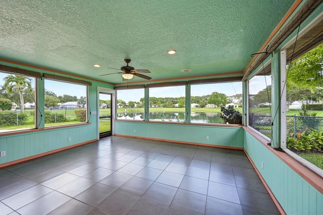 8131 Countrypark Drive, Boca Raton, FL 33433