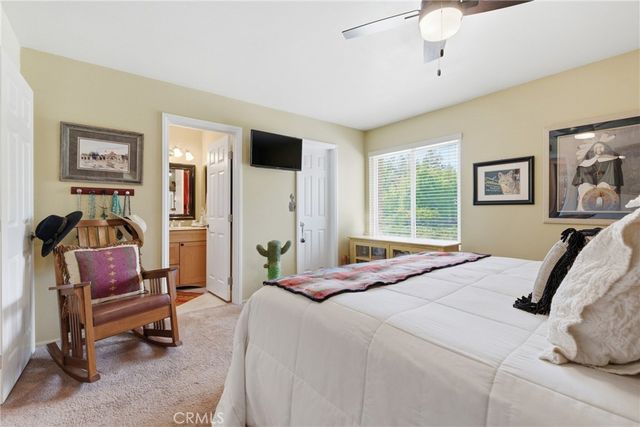 20002 Avenue Of The Oaks, Newhall, CA 91321