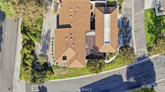 20002 Avenue Of The Oaks, Newhall, CA 91321